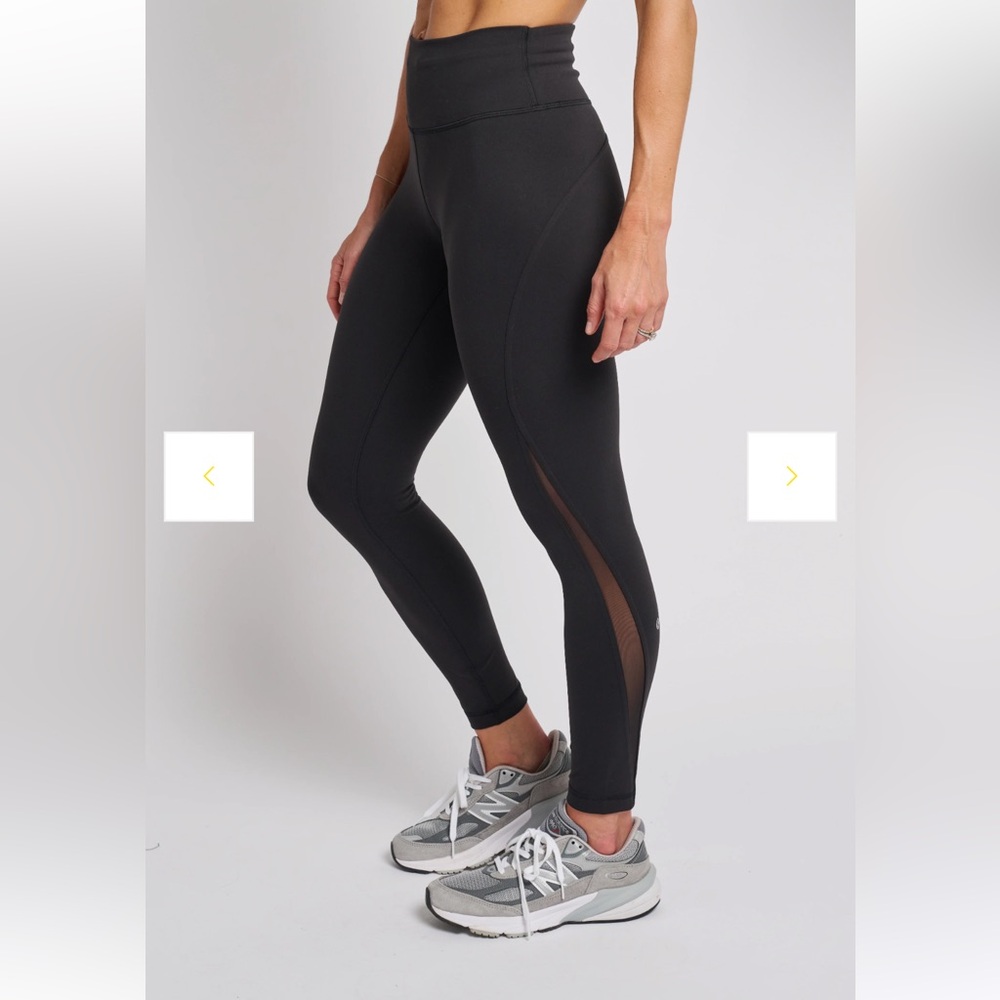 Lululemon Wunder Train Mesh Panel High Rise Tight 25 Black Size 4 EUC